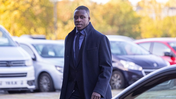 Nejsem Brad Pitt, ale ženy mě chtěly, protože jsem fotbalista, řekl Mendy