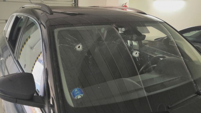 Šílená střelba na auto a cisternu plnou benzínu zůstane bez trestu