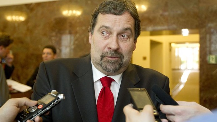 VÉČKAŘI VYDÍRAJÍ KOALICI! Prodloužili ULTIMÁTA do konce června!