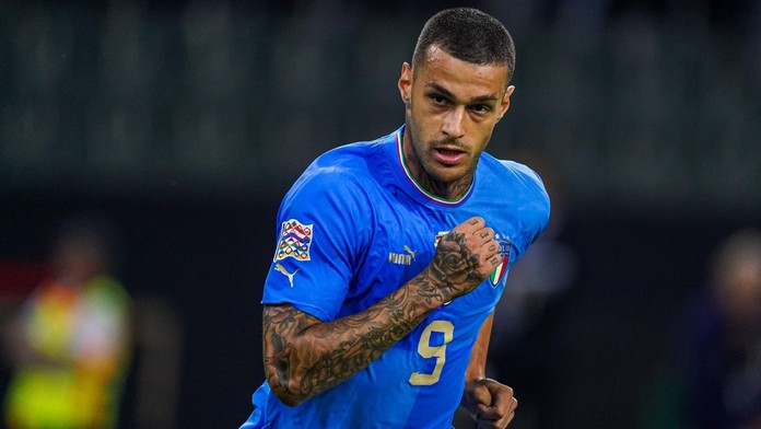 Nový spoluhráč pro Součkův tým. Do West Hamu míří italský reprezentant