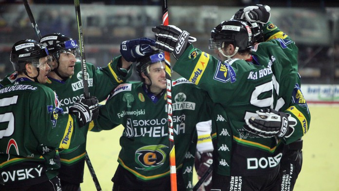 Vary a Litvínov slaví PLAY OFF. Třinec má Prezidentský pohár