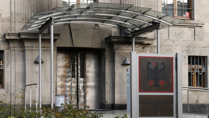 Teroristický útok v Lipsku: Útočníci zapálili budovu soudu