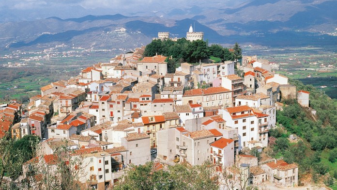 Italská města se přetahují o obyvatele! Tady vám zaplatí 600 tisíc