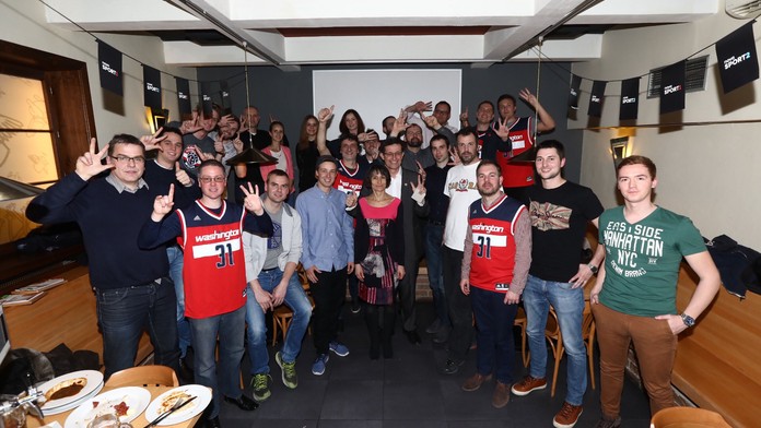 Jaká byla Czech Heritage Night v NBA? Fandilo se v celém Česku!