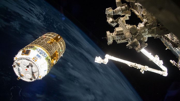 Japonská vesmírná loď odstartovala, raketa posledně začala hořet!