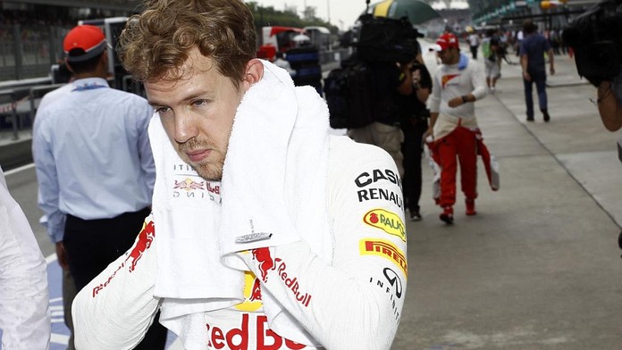 Vettel se osobně omluvil za Malajsii všem členům týmu Red Bull