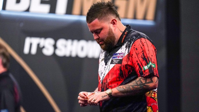 Odstartovalo US Darts Masters. Michael Smith v osmifinále schytal debakl