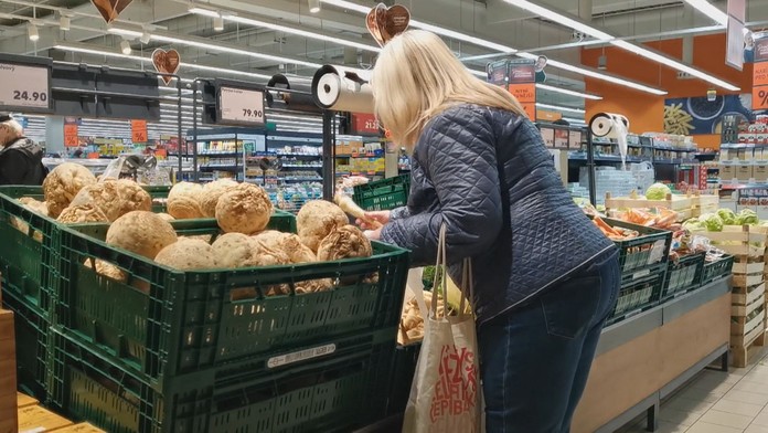 České obchody zneužívají drahoty, na maržích si pěkně nahrabou. PŘEHLED