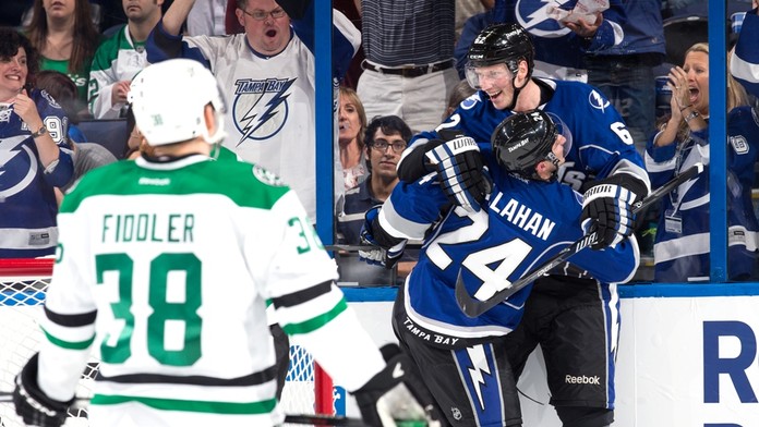 OBROVA TREFA! Šustr je šestým nejvyšším hráčem, který dal v NHL gól