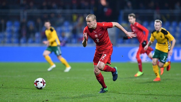 Plzeň hlásí zvučnou posilu! Obranu vyztuží Adam Hloušek