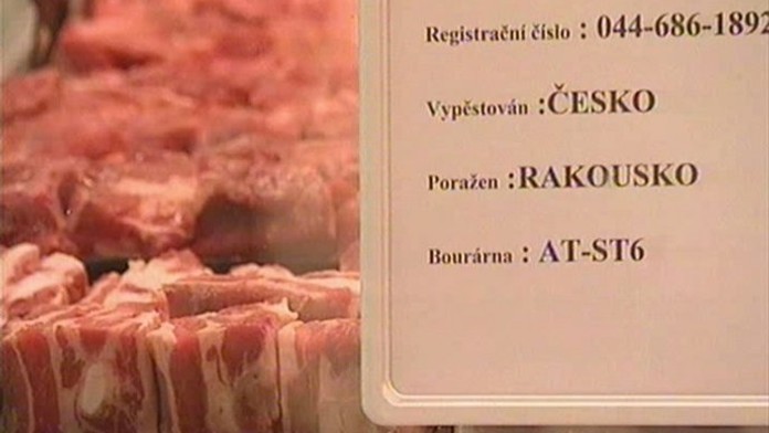 Zemědělci se bouří proti levnému masu z dovozu
