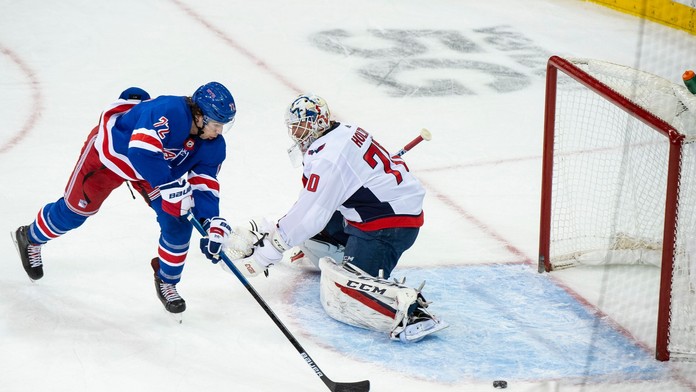 Chytil pomohl skolit nejlepší tým NHL! Ve velké šanci ale selhal