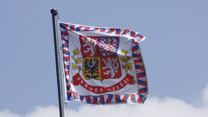 Politici se shodli na PŘÍMÉ VOLBĚ PREZIDENTA. Bude dvoukolová