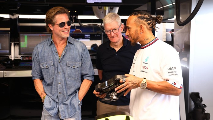 Netradiční setkání při závodech F1. Velkou cenu USA navštívila filmová hvězda