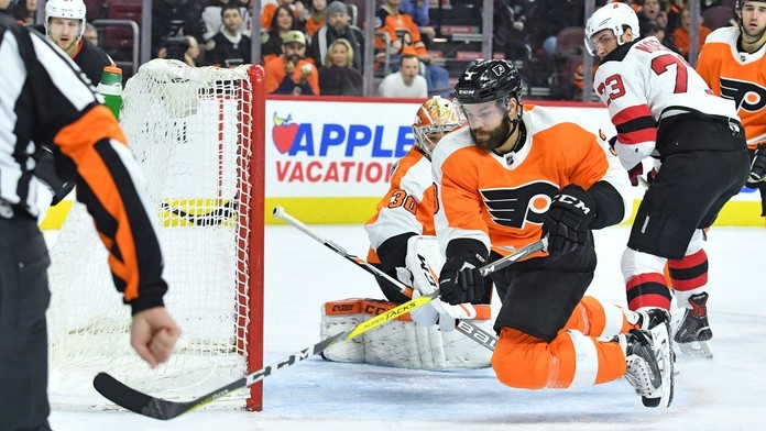 Gudas se opět trefil, Voráček asistoval. Flyers ale zápas prohráli
