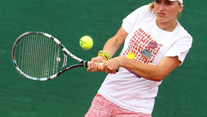 Příslib pro Fed Cup! Mladá Češka smetla o 173 míst lepší hráčku