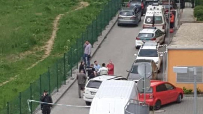 Kamarádku ubodaného Tomáše (16) poslal soud do vazby