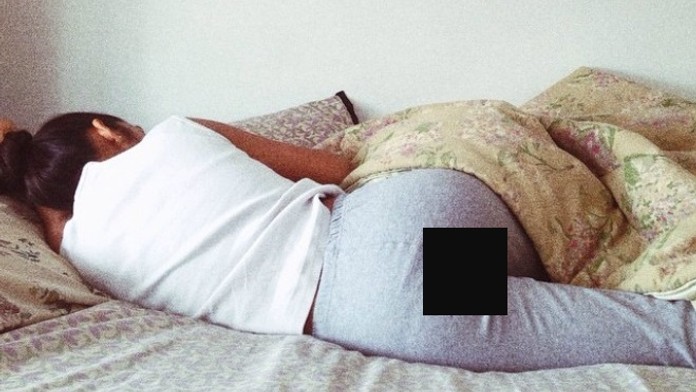 Padlo další tabu, Instagram povolil fotku s menstruační krví