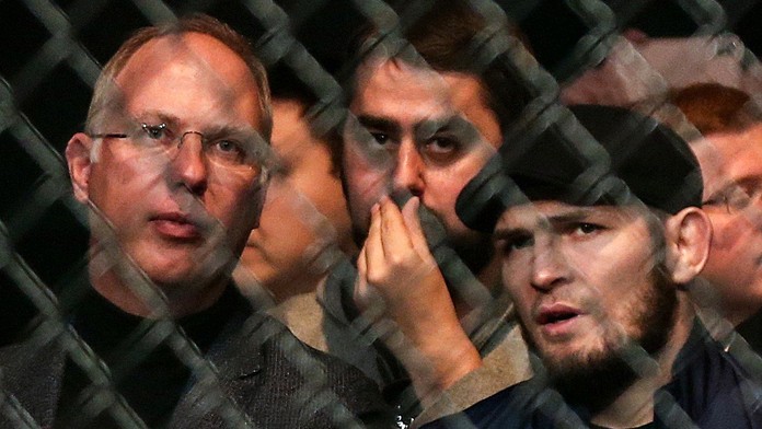 Khabib zase běsnil! Fanoušek na mobil zachytil potyčku s Diazem