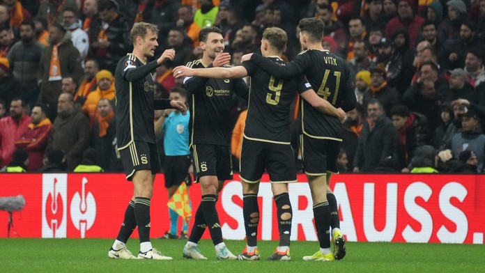 Fotbalisté Sparty v zápase EL proti Galatasaray
