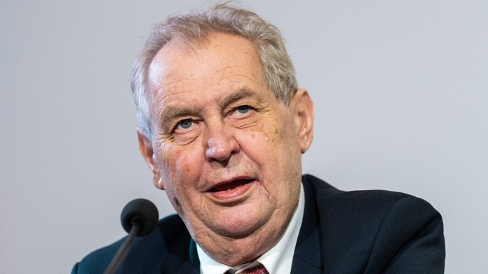Zeman chce pomoci Afgháncům, kteří asistovali české armádě. Hrozí jim smrt