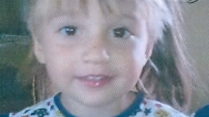 Pomozte najít Katku (4)! Včera ji UNESLI z ložnice a ujeli s ní!