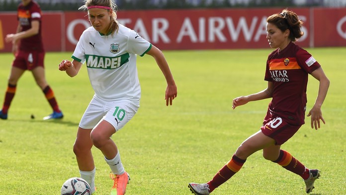 Ocenění české fotbalistky: Byla vyhlášena nejlepší záložnicí Serie A