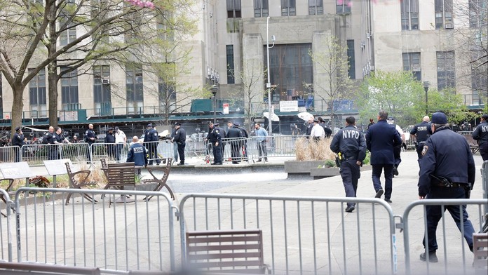 U newyorského soudu se zapálil muž