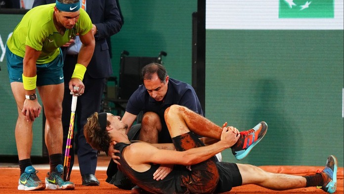 Zverev zatím trénuje na jedné noze. Djokovič posílí hvězdný tým