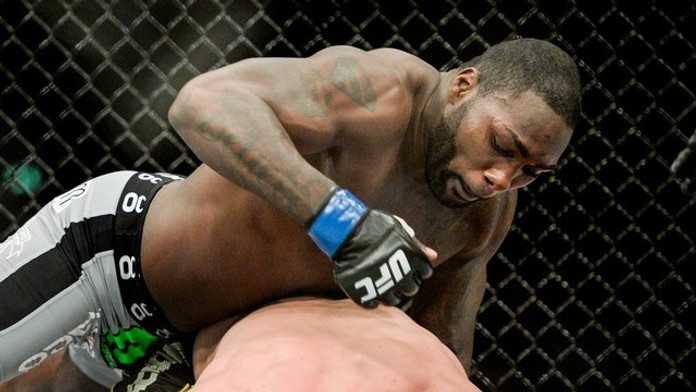 Zápas večera v UFC skončil šokem: Rumble oznámil, že končí!