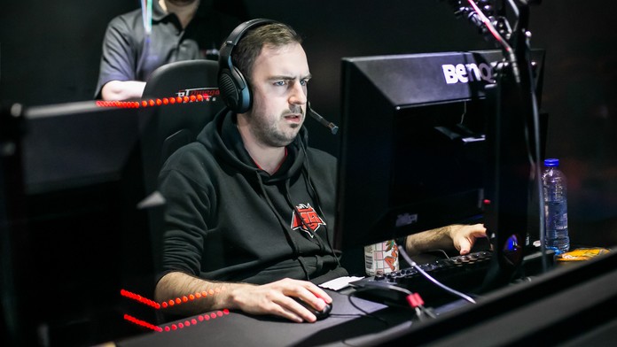 Když se i koníček stane rutinou. Syndromu vyhoření neuniknou ani hráči esportů