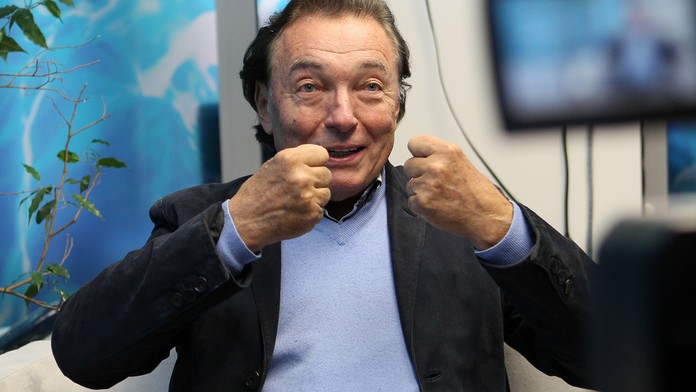 Čtěte, co má Karel Gott v plánu a co radí mladým mužům