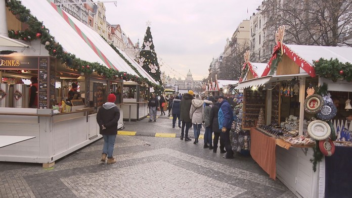 Kvůli covidu přituhují pravidla pro vánoční trhy v Praze