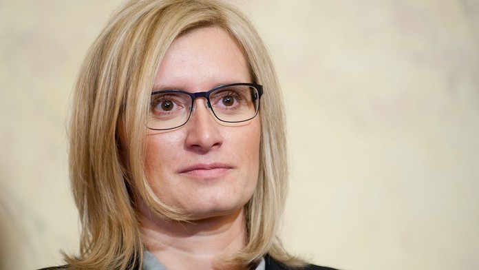 Ministryně Šlechtová v lékařské péči: Má pooperační komplikace!