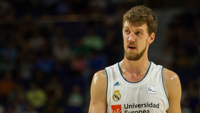 Děsivá nehoda vítěze NBA. Při bouračce utrpěl vážná zranění