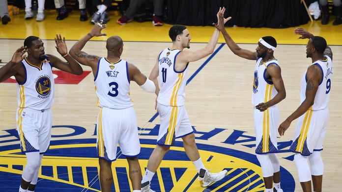 Golden State míří za titulem. Ve druhém finále nastřílelo 132 bodů!