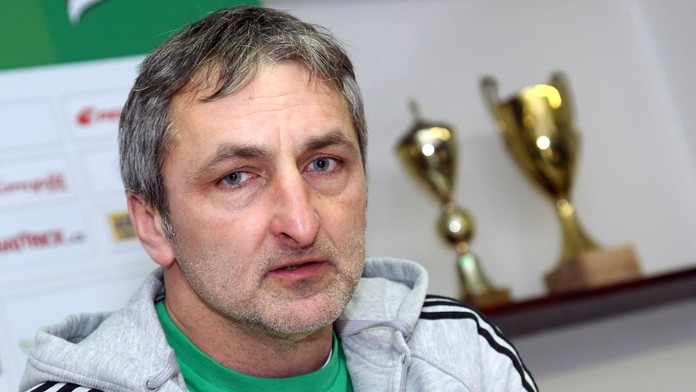 Bohemians zatáhli za záchrannou brzdu, odvolali kouče Medynského
