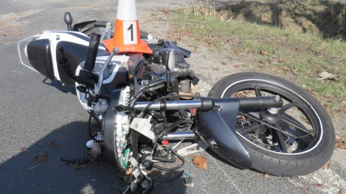 TRAGICKÝ PÁTEK: Motorkáři už vyrazili na silnice, 2 zemřeli
