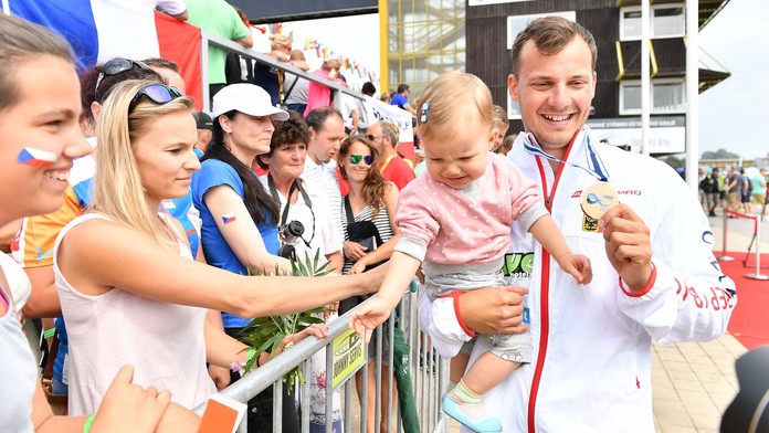 Chvíle štěstí olympijského medailisty. Nejdřív Paříž, teď narození syna