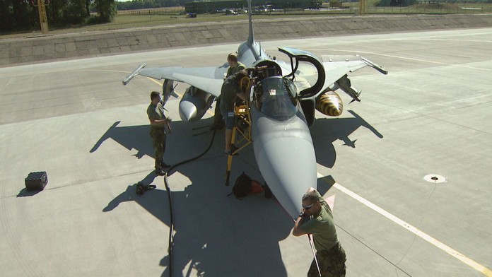 Třetina gripenů opustí na jaře Česko. Budou hlídat nebe nad Islandem