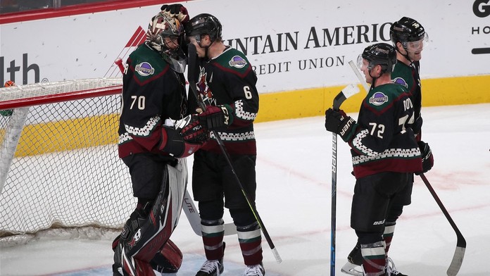 Vejmelku čeká ostrá premiéra v NHL. Vychytá podceňované Buffalo?