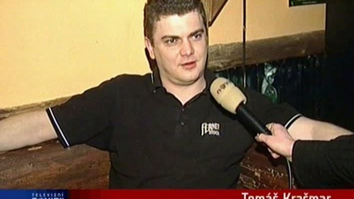 Loupežné přepadení baru v Bílovci: pachatel byl převlečen za ženu