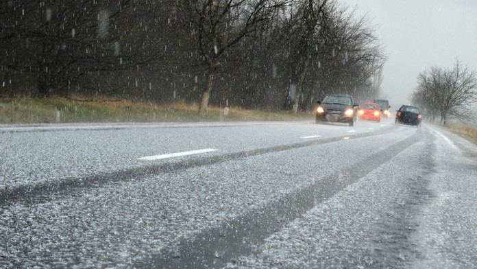 Silničáři varovali před námrazou, místy se můžou objevit mrznoucí mlhy