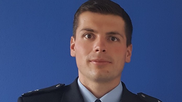 Žena dostala infarkt, život jí zachránil policista. Teď ho ocenili