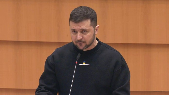 Volodymyr Zelenskyj mluvil k Evropskému parlamentu