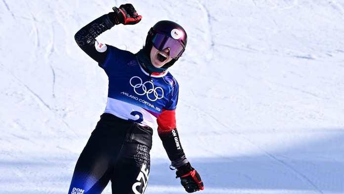 Zuzana Maděrová slaví zlatou olympijskou medaili
