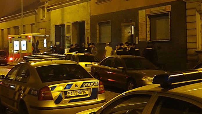 Pohádali se na párty, mladík ohlásil policii znásilnění a lynč pachatele