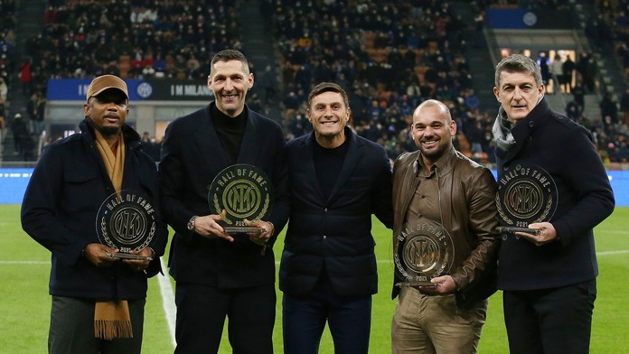 Hráči Interu byli uvedeni do klubové síně slávy (zleva: Samuel Eto'o, Marco Materazzi, Javier Zanetti, Wesley Sneijder, Gianluca Pagliuca)