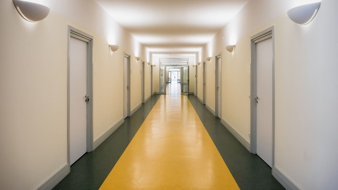 Z pokoje se šířil hrozný puch. Natálie tam vařila lidské hlavy!