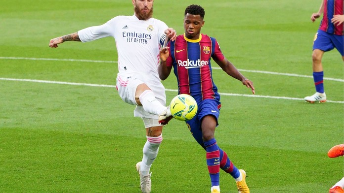 Sergio Ramos je rekordmanem v počtu zápasů El Clásico
